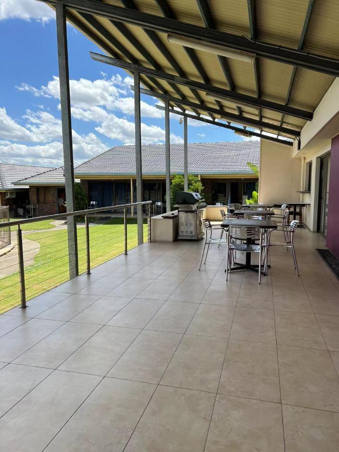 Oxley Motor Inn Brisbane Exterior photo